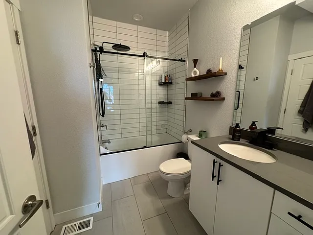 3372 S Pearl St #B — Photo 21