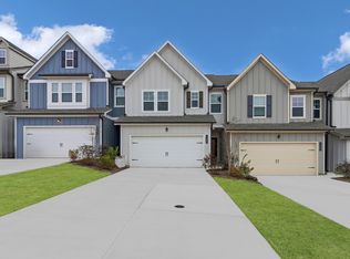 140 Milledge Commons Dr, Milledgeville, GA 31061