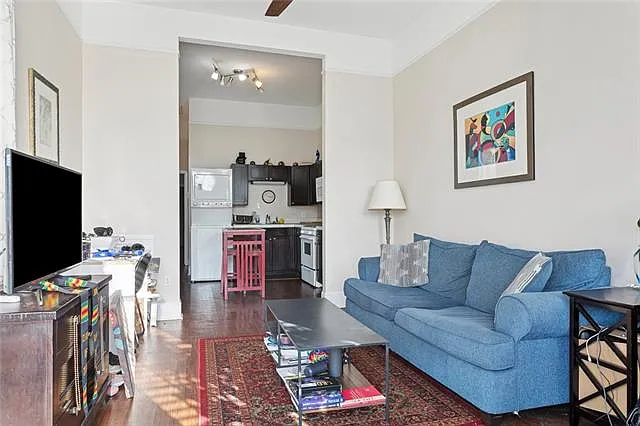 1 bed, 1.0 bath, 650 sqft, $1,400 — Photo 2