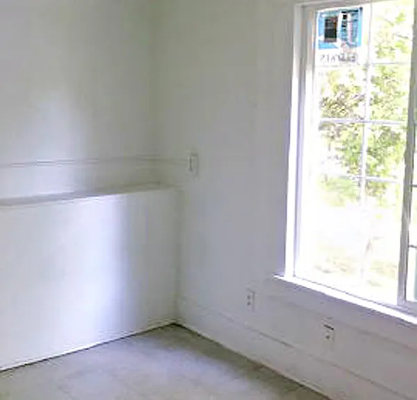 1306 N Hickory St — Photo 6