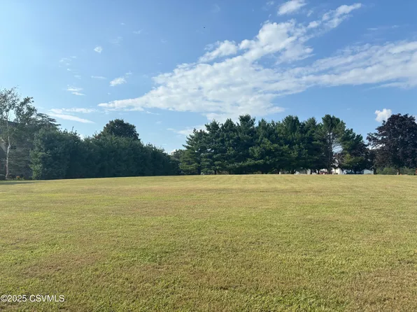 41 Circle View Dr, Elysburg, PA 17824