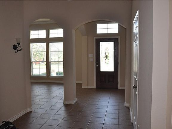 4th image of 14741 Eaglemont Dr