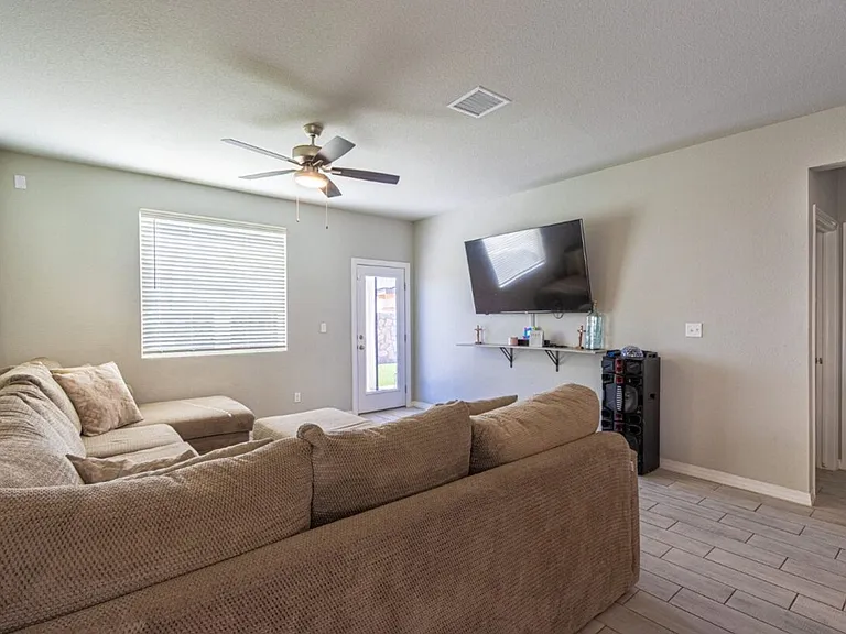 11102 Blazing Star Pl — Photo 23