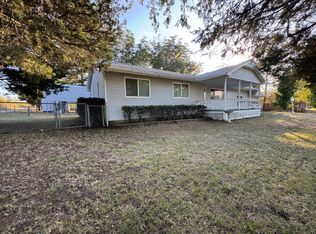 102 Sharon Dr, Kiowa, OK 74553
