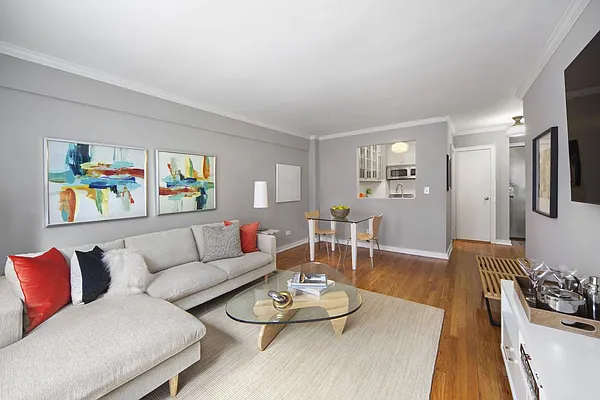 Sold by Stribling | media 10