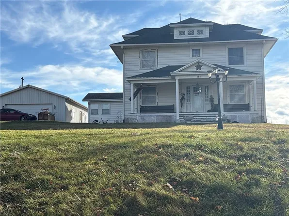 502 E Morehouse St, Hopkins, MO 64461