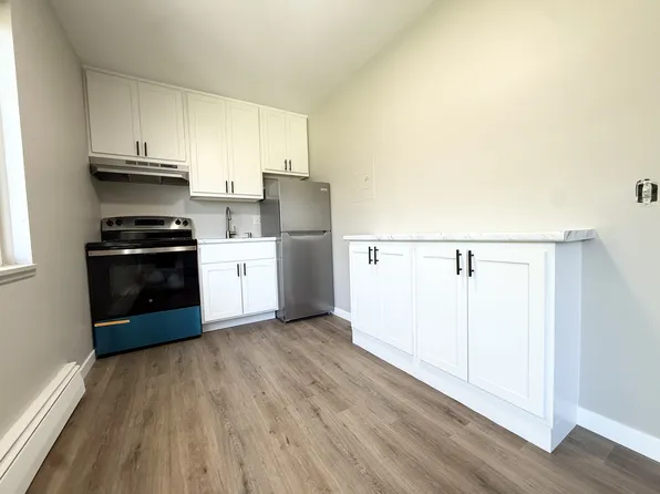 2060 Allen Blvd APT 20, Middleton, WI 53562