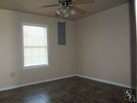 5th image of 122C Westside Blvd