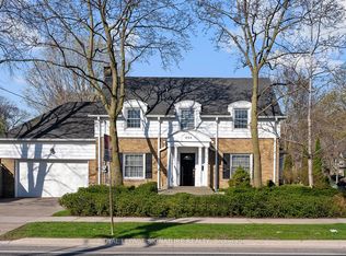 994 Royal York Rd, Toronto, ON M8X 2G1