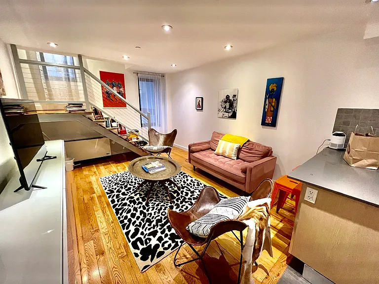 215 E 81st St #6B — Photo 3
