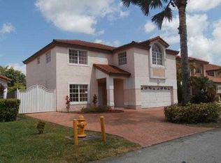 20024 NW 86th Ct, Hialeah, FL 33015