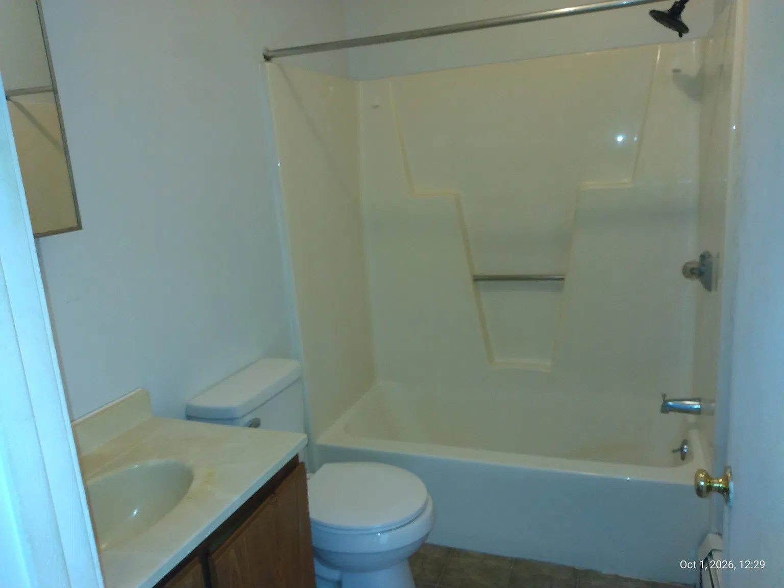 1 bed, $1,300 — Photo 2