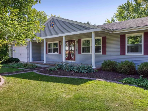 709 Manchester Rd, Neenah, WI 54956