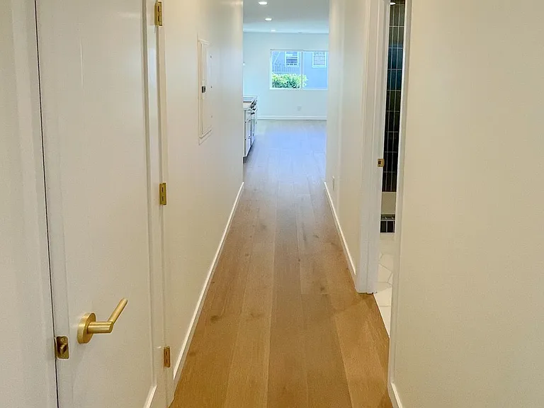 1760 Union St #4 — Photo 2