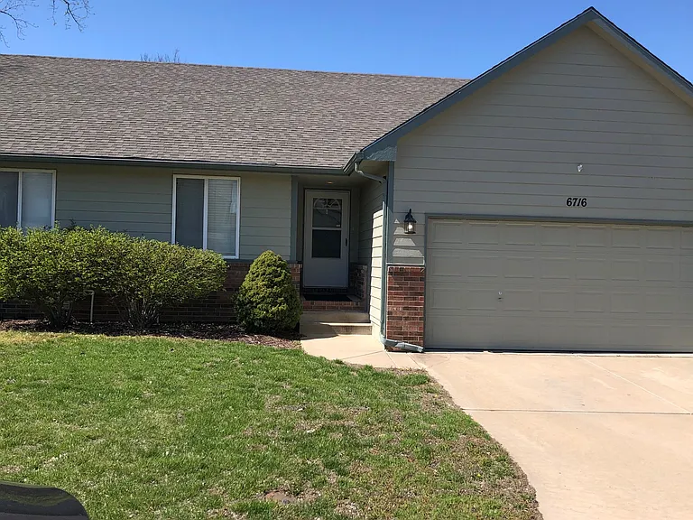 6716 W Shade Ct — Photo 1