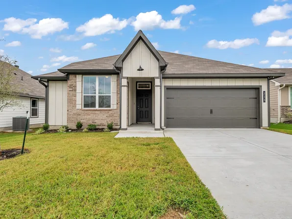 2433 Contreras Ln, Bryan, TX 77803