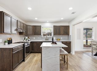 426 Zephyr Dr, Windcrest, TX 78239