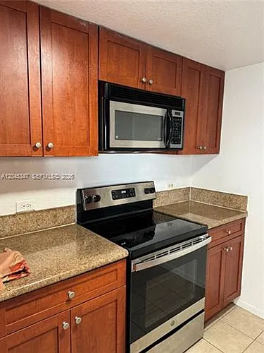36 NW 6th Ave #CU-601 Photo 1