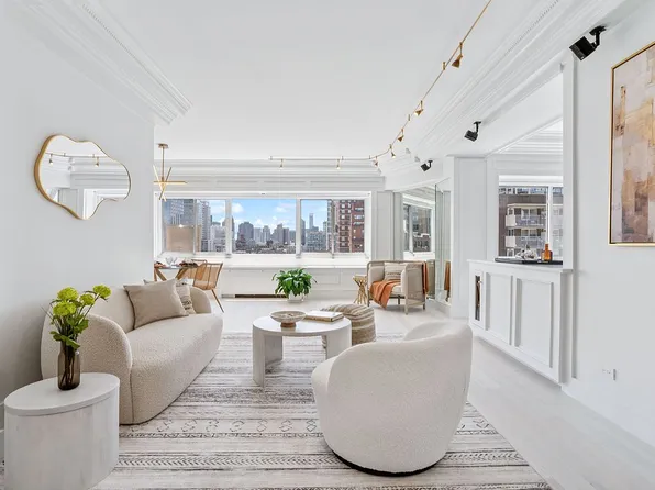 401 E 86th St APT 18C, New York, NY 10028