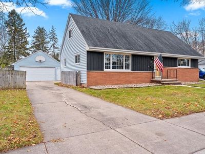 925 W Lindbergh St, Appleton, WI, 54914