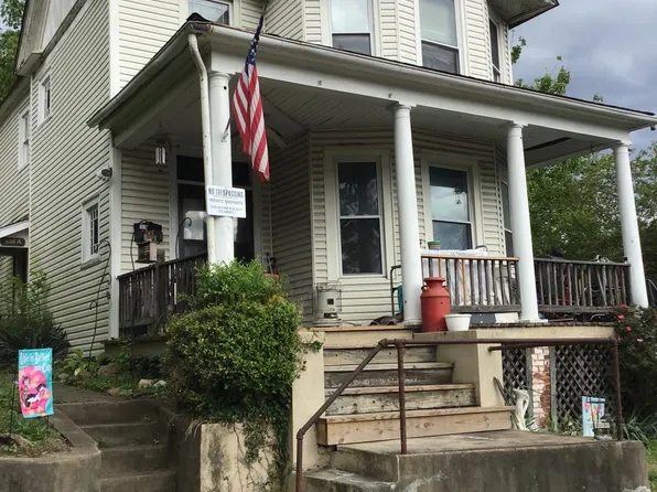 936 5th St SE, Roanoke, VA 24013