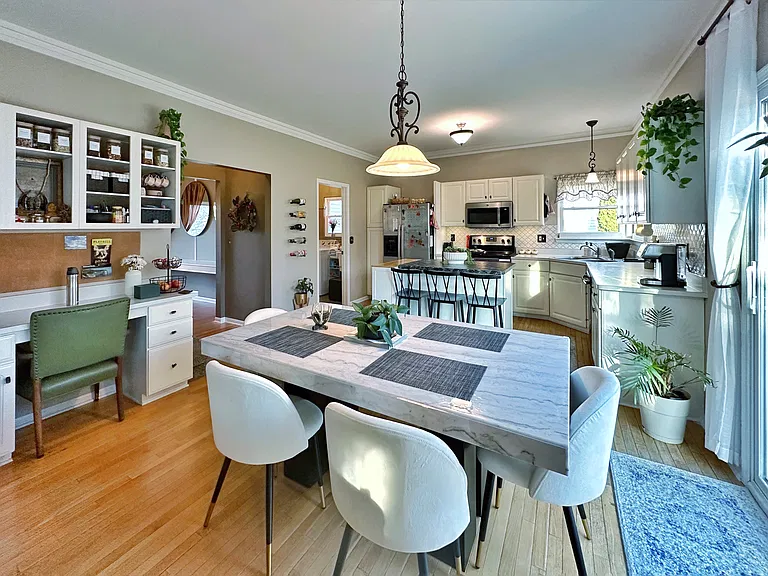 1760 Dogwood Trl — Photo 16