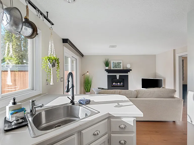 5006 SW Sweeney St — Photo 18