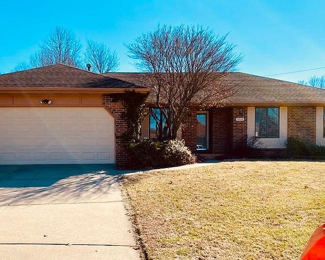 3526 S Pickwick Ave, Springfield, MO 65804 Zillow