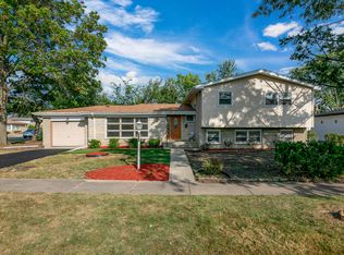 9527 Overhill Ave, Morton Grove, IL 60053