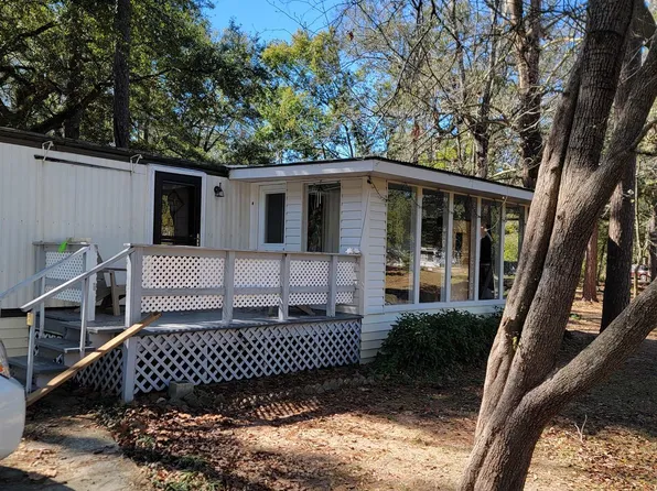4610 Woodhaven Dr, Tallahassee, FL 32305