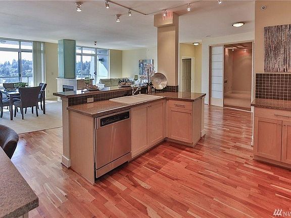 Spacious kitchen