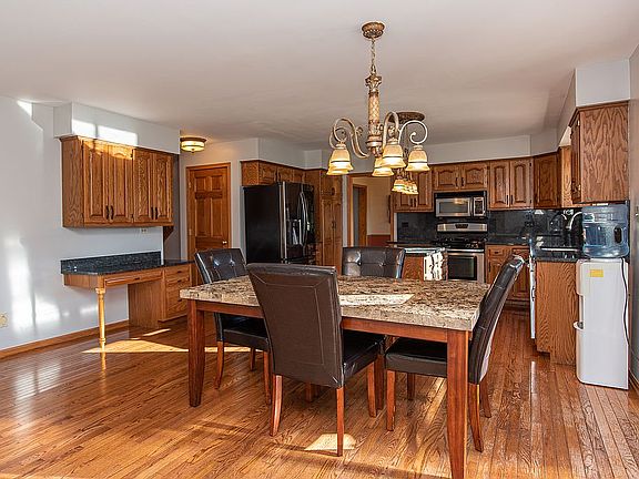 4th image of 23861 W Douglas Dr