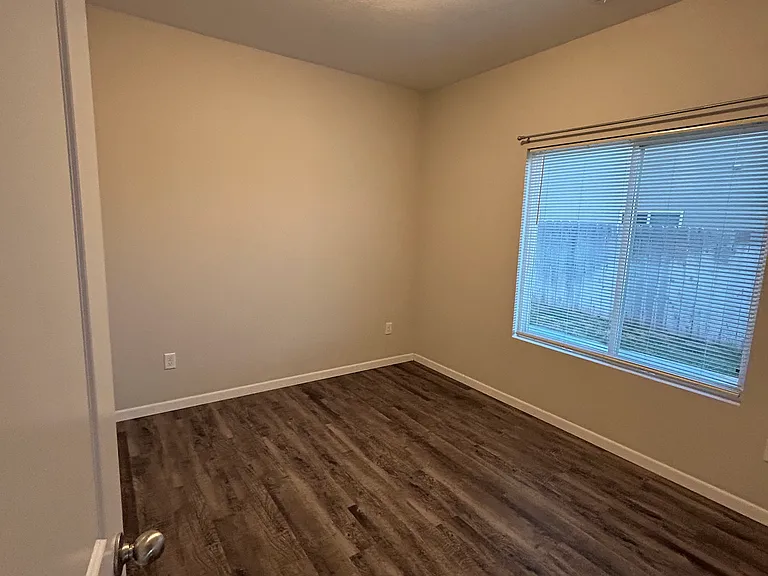 1403 N Azena St #1403 — Photo 9