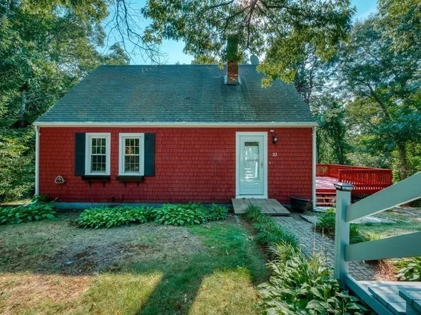 22 Goelette Dr, Plymouth, MA 02360
