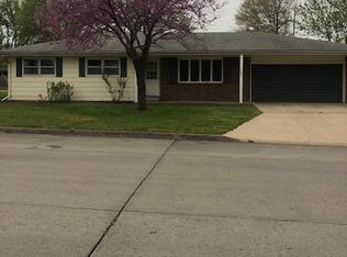 705 S Allen Ave, Chanute, KS 66720