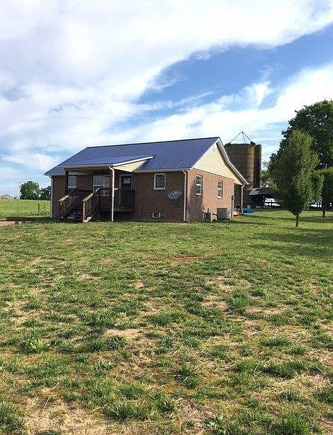 1st image of 5793 Paris Pike