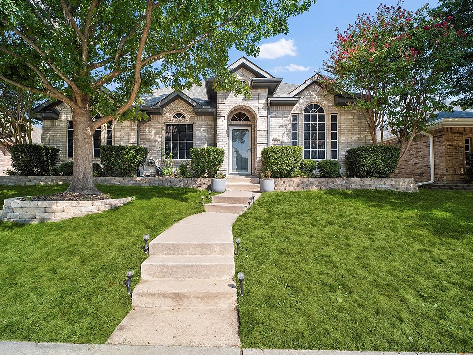 1st image of 803 Carolyn Ln