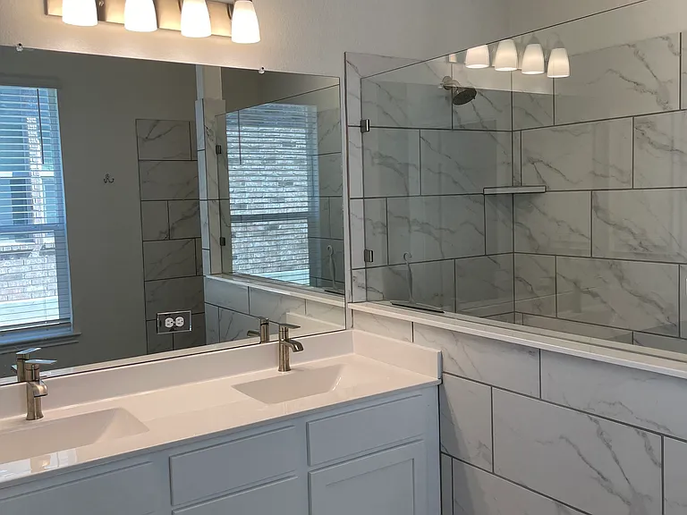 Dual vanity