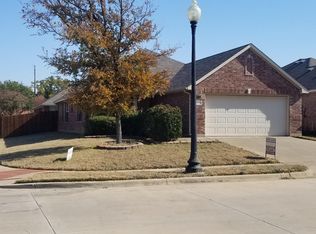 3320 Ladera Dr, Bedford, TX 76021