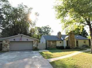 8809 Crabb Rd, Temperance, MI 48182