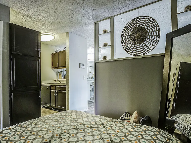 Drexel Flats — Photo 6
