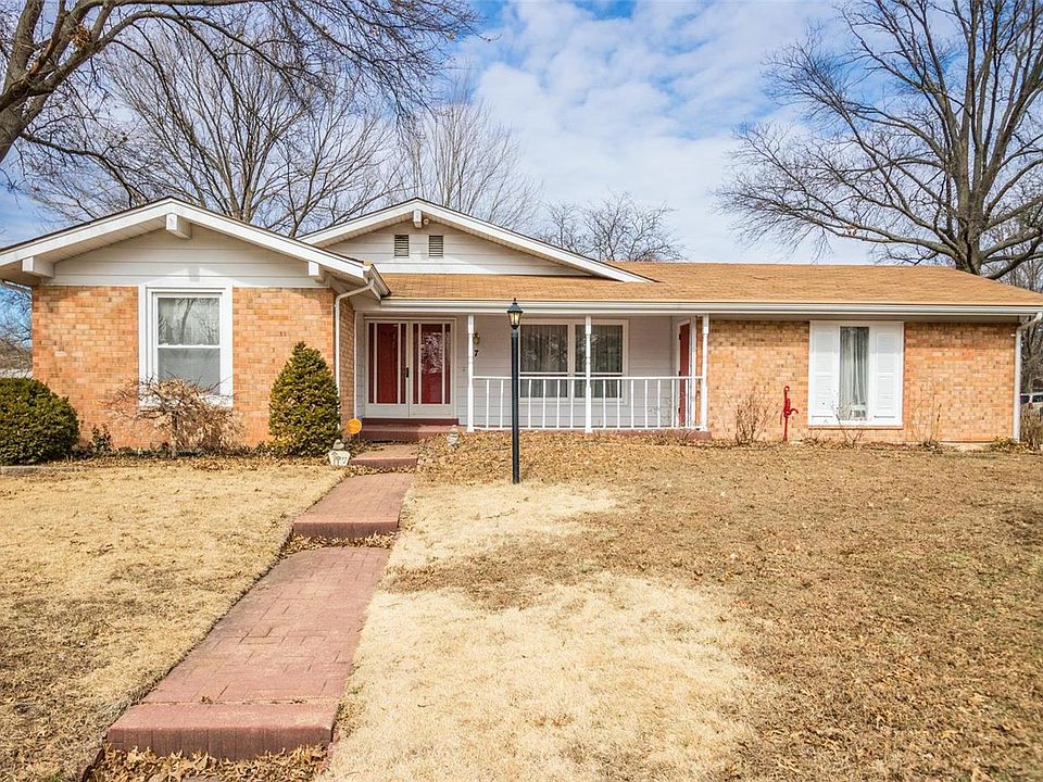1st image of 7 Cameo Ct