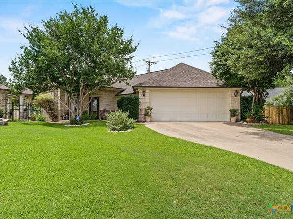 300 Ow Lowery Dr, Salado, TX 76571
