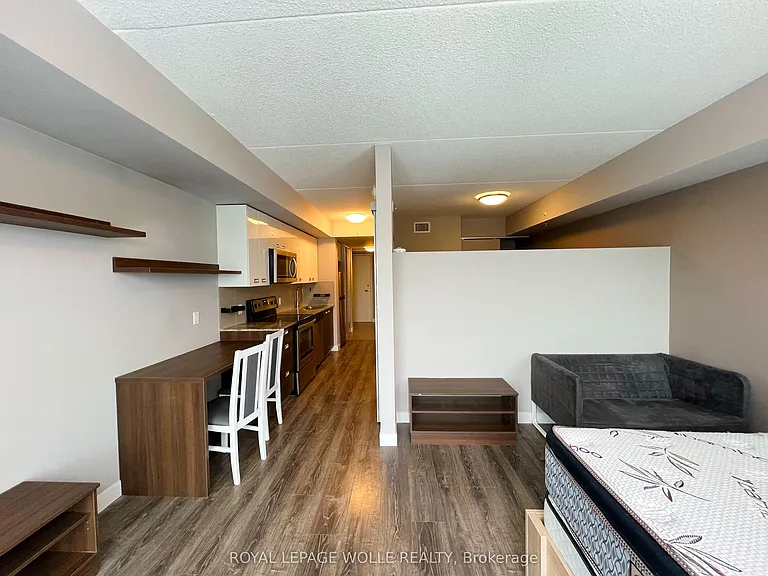 308 Lester St #501 — Photo 15