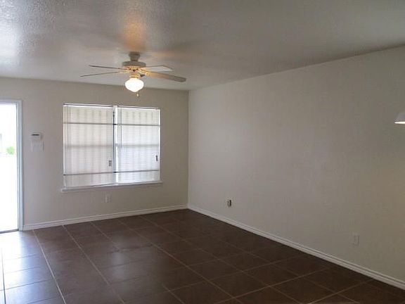 4th image of 11506 Roandale Dr
