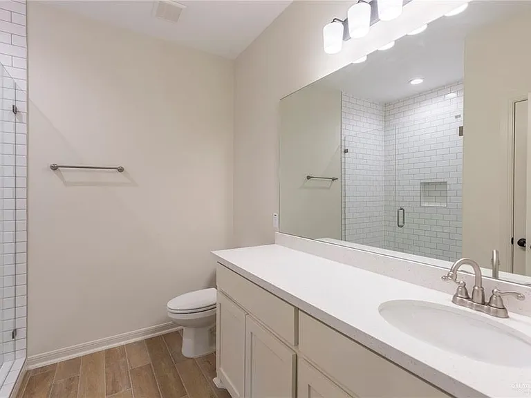 14203 Chalk Ridge Dr — Photo 6