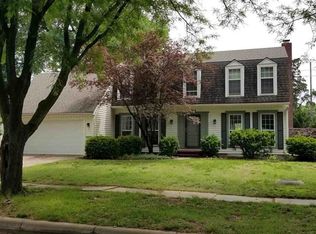 6913 E Stonegate Ln, Wichita, KS 67206