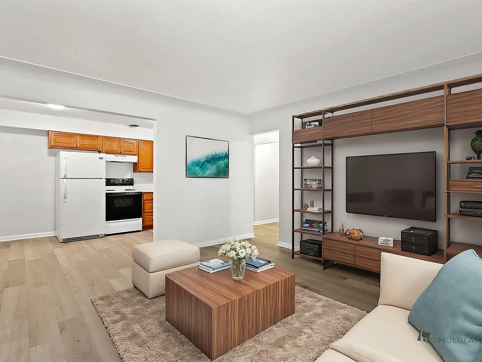 Parklane Apartments
