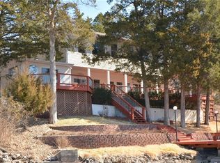 76 Tara Rd, Lake Ozark, MO 65049