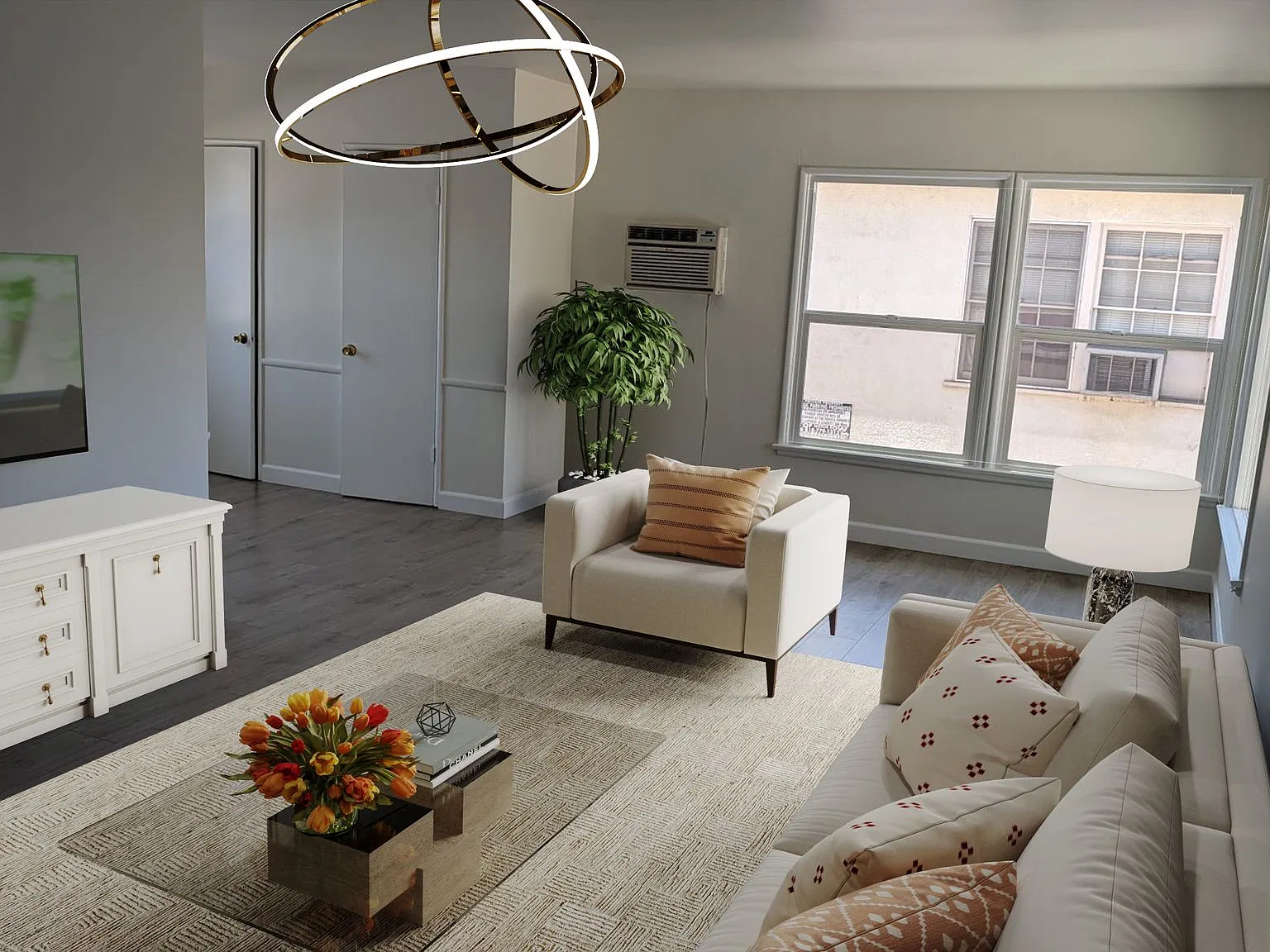 5750 Whitsett Ave — Photo 2